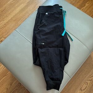 Figs scrub pants jogger small petite SP black